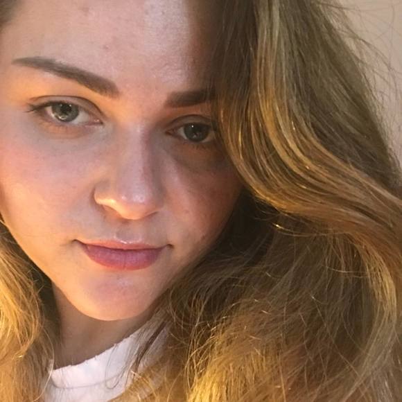 Meet your Posher, Vicki - Picture 1 of 1